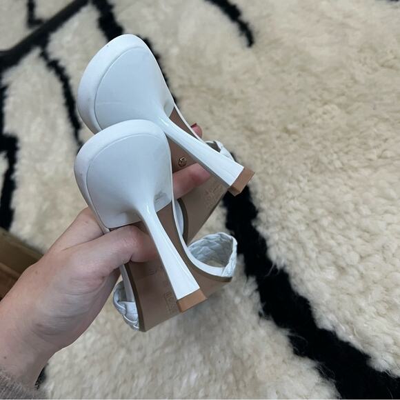 Revolve Raye Ali White Leather Woven Heels - Picture 6 of 9